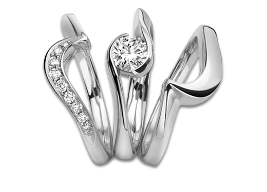 Smooch Wedding Rings