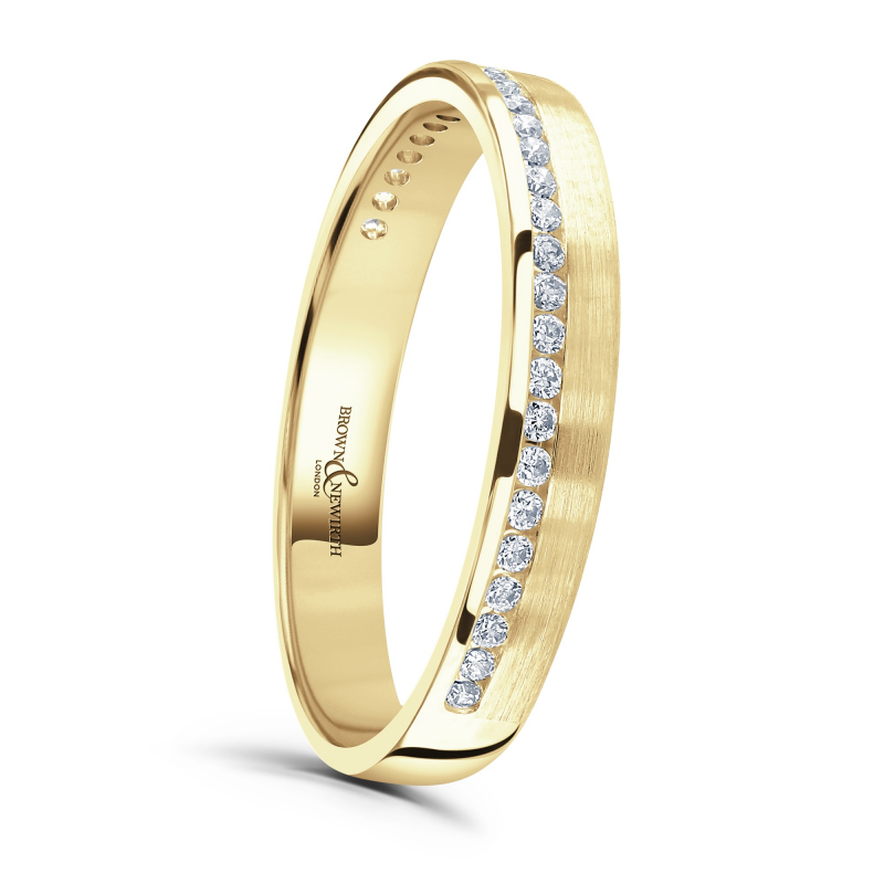 Flikkeren landelijk Ongrijpbaar Diamond Set Ladies Wedding Ring | Smooch Wedding Rings