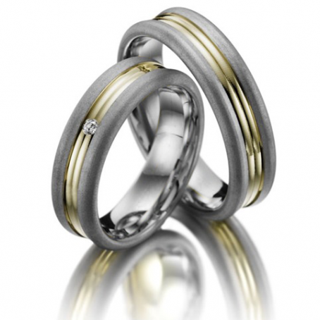 Two-colour 9ct White and Yellow gold Wedding Ring