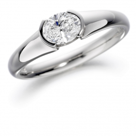 18ct White Gold Oval Cut Diamond Engagement Ring