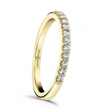 9ct Yellow Gold Shared Claw Diamond Wedding Ring