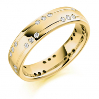 18ct Yellow Gold Diamond Set Wedding Ring